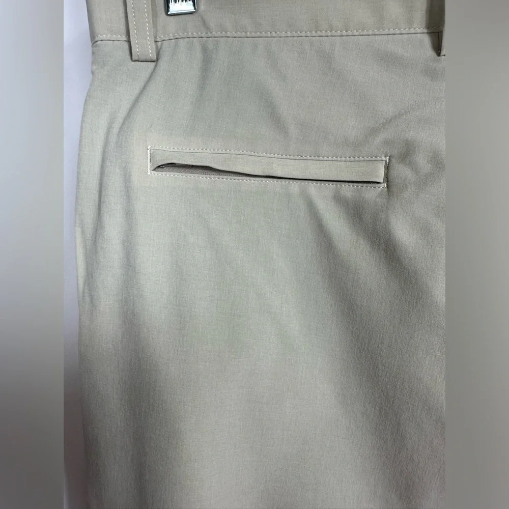 PETER Millar Shackleford Performance Men’s Hybrid Shorts Sz 38 - Sand